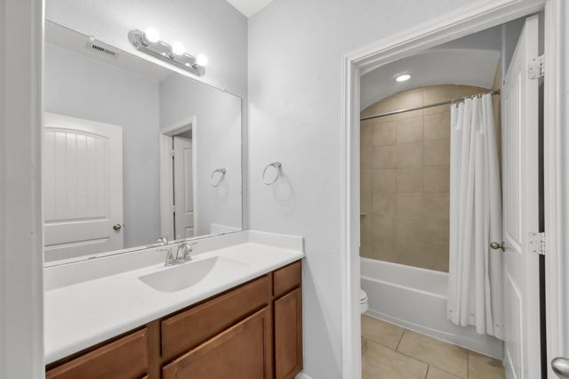 5615 Glenfield Spring Lane, Spring, TX 77389