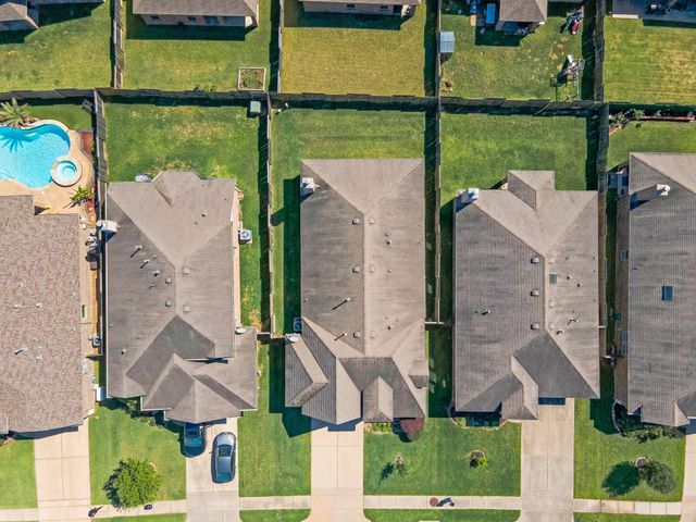5615 Glenfield Spring Lane, Spring, TX 77389
