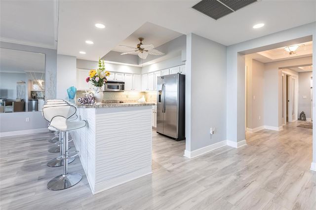 3329 SUNSET KEY CIRCLE 107, Punta Gorda, FL 33955
