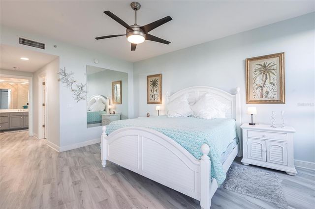 3329 SUNSET KEY CIRCLE 107, Punta Gorda, FL 33955