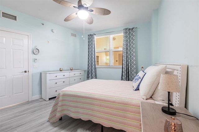 3329 SUNSET KEY CIRCLE 107, Punta Gorda, FL 33955