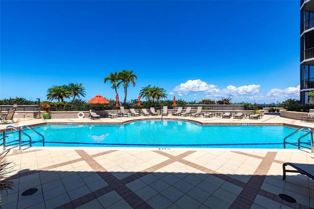 3329 SUNSET KEY CIRCLE 107, Punta Gorda, FL 33955