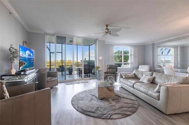 3329 SUNSET KEY CIRCLE 107, Punta Gorda, FL 33955