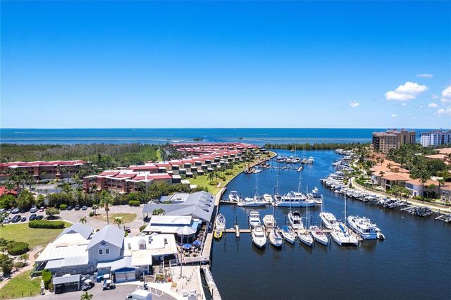 3329 SUNSET KEY CIRCLE 107, Punta Gorda, FL 33955