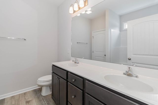 215 Stillbrook Dr., Longs, SC 29568