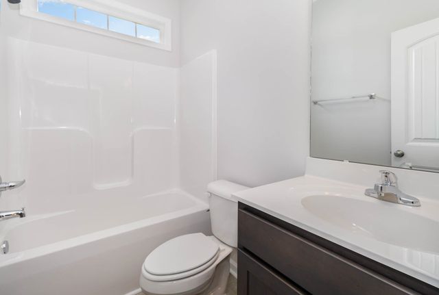 215 Stillbrook Dr., Longs, SC 29568