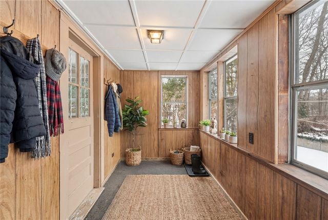 92 Rockland Avenue, Woonsocket, RI 02895