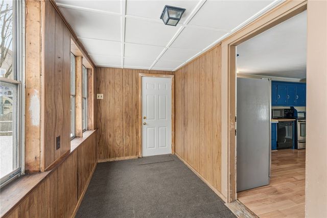 92 Rockland Avenue, Woonsocket, RI 02895