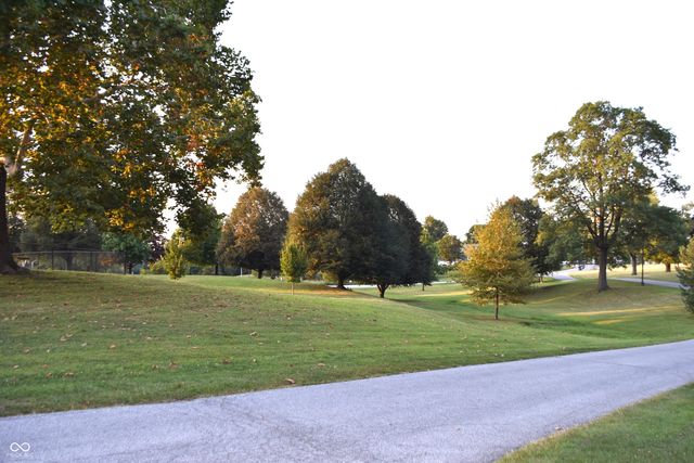638 Byland Drive, Beech Grove, IN 46107