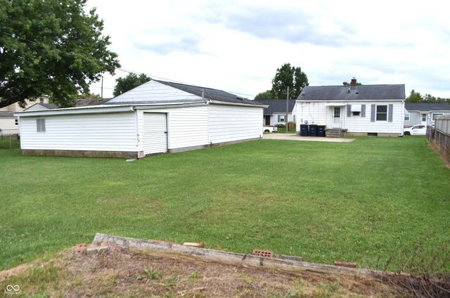638 Byland Drive, Beech Grove, IN 46107