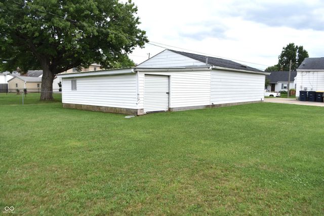 638 Byland Drive, Beech Grove, IN 46107