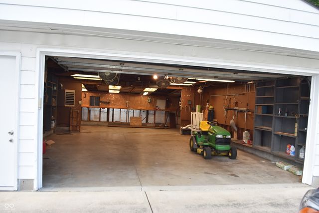 638 Byland Drive, Beech Grove, IN 46107