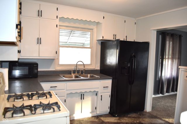638 Byland Drive, Beech Grove, IN 46107