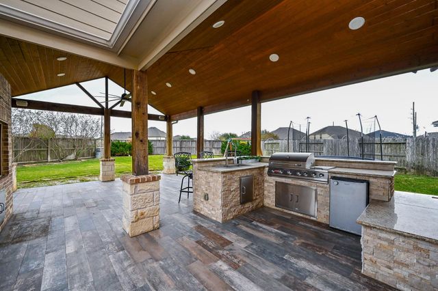 9360 Pappas Drive, Brookshire, TX 77423