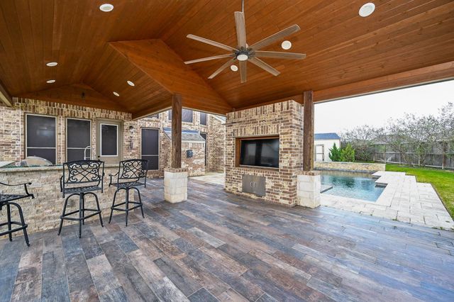 9360 Pappas Drive, Brookshire, TX 77423