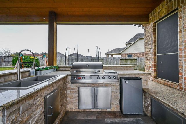 9360 Pappas Drive, Brookshire, TX 77423