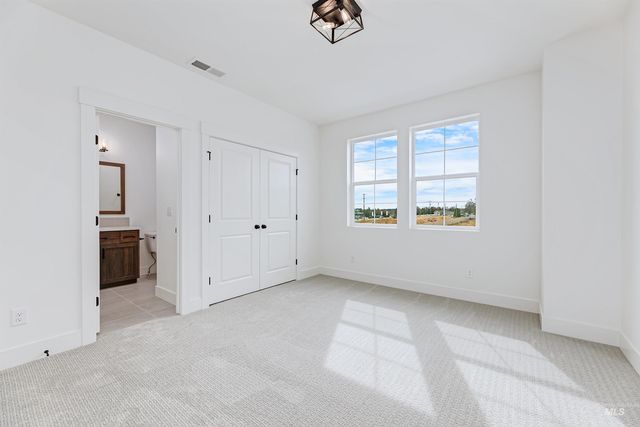 12705 S Lenora Pl., Nampa, ID 83686