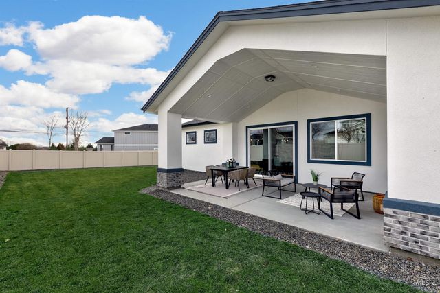 12705 S Lenora Pl., Nampa, ID 83686