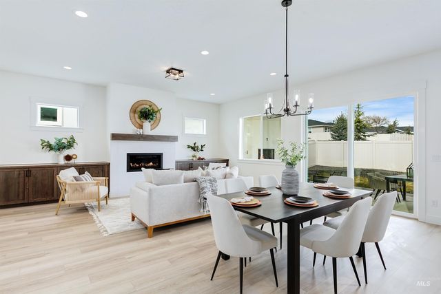 12705 S Lenora Pl., Nampa, ID 83686