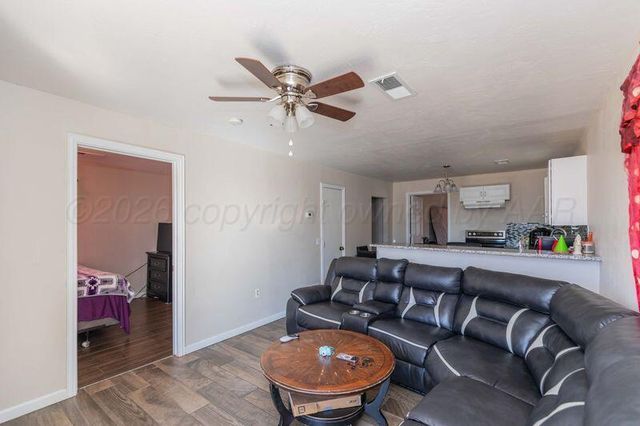 2106 SW 1ST Avenue, Amarillo, TX 79106