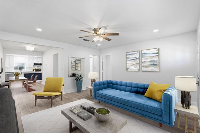 2518 W Amherst Avenue, Dallas, TX 75235