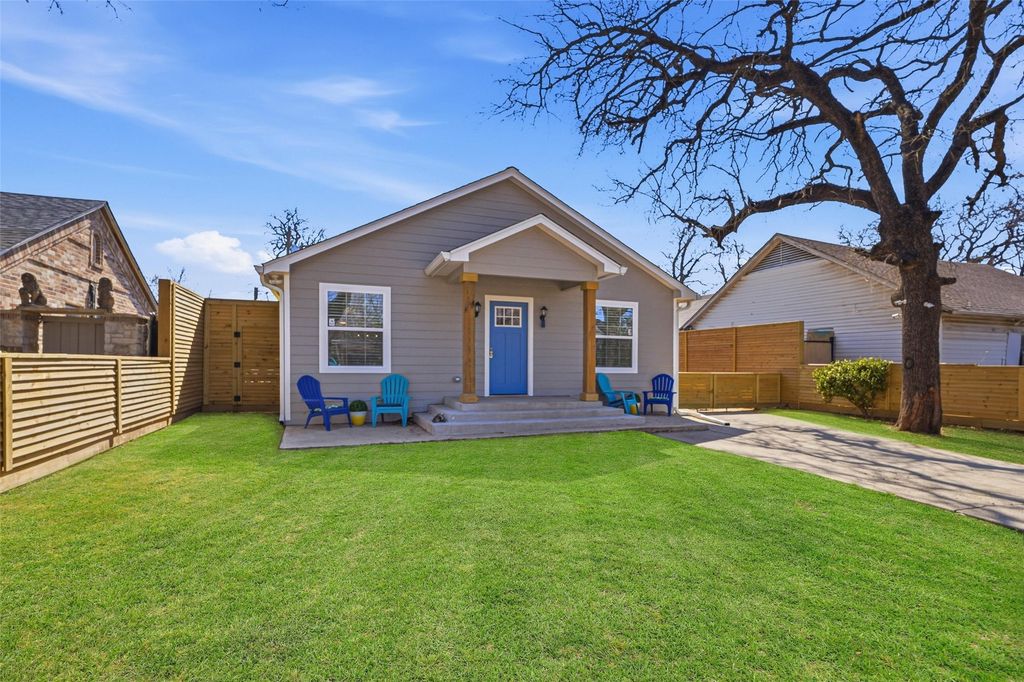 2518 W Amherst Avenue, Dallas, TX 75235