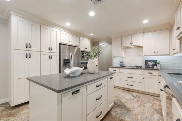 2948 Kerry Lane, Oklahoma City, OK 73120