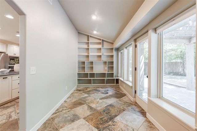 2948 Kerry Lane, Oklahoma City, OK 73120