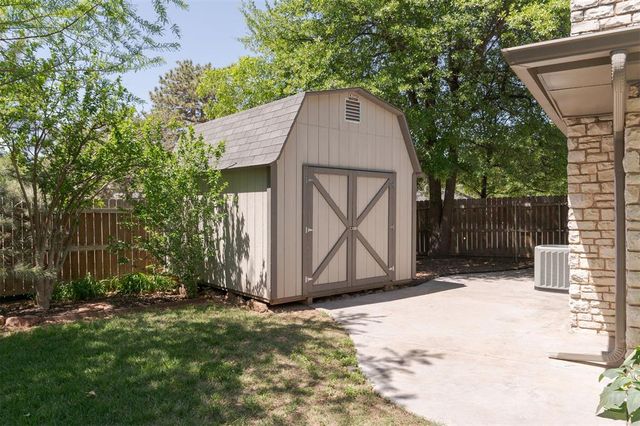 2948 Kerry Lane, Oklahoma City, OK 73120