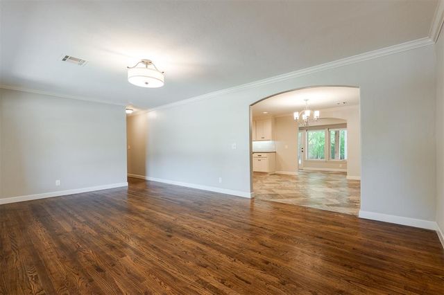 2948 Kerry Lane, Oklahoma City, OK 73120