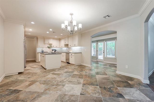 2948 Kerry Lane, Oklahoma City, OK 73120