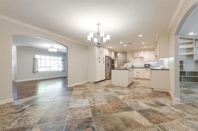 2948 Kerry Lane, Oklahoma City, OK 73120