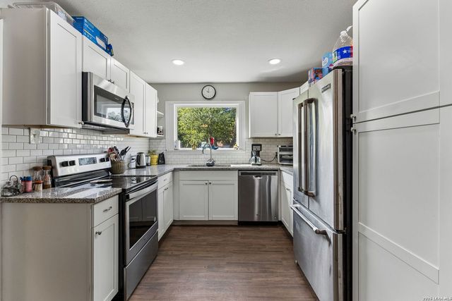 600 Winburn Ave, Schertz, TX 78154