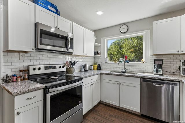 600 Winburn Ave, Schertz, TX 78154
