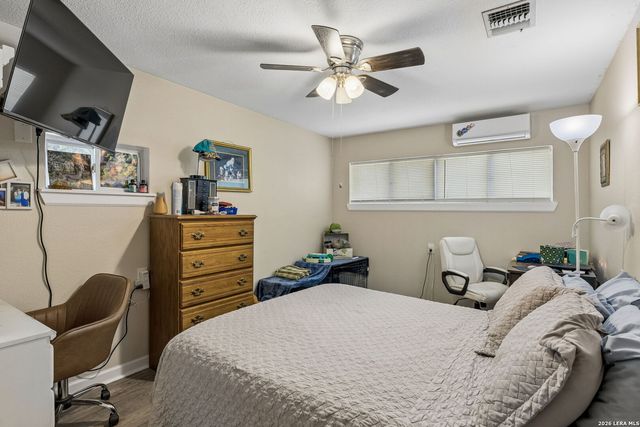 600 Winburn Ave, Schertz, TX 78154