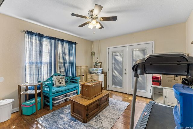 600 Winburn Ave, Schertz, TX 78154