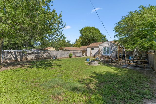600 Winburn Ave, Schertz, TX 78154
