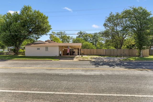 600 Winburn Ave, Schertz, TX 78154