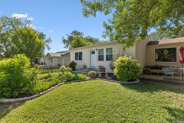 600 Winburn Ave, Schertz, TX 78154