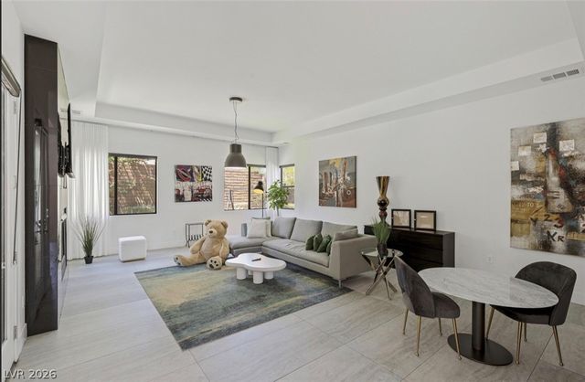 47 Pristine Glen Street, Las Vegas, NV 89135