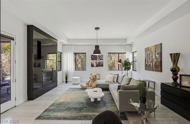 47 Pristine Glen Street, Las Vegas, NV 89135