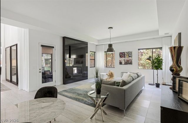 47 Pristine Glen Street, Las Vegas, NV 89135