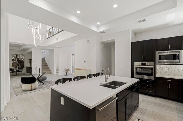 47 Pristine Glen Street, Las Vegas, NV 89135