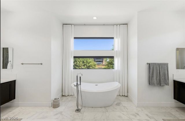 47 Pristine Glen Street, Las Vegas, NV 89135