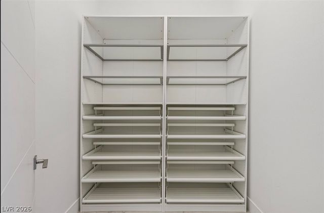 47 Pristine Glen Street, Las Vegas, NV 89135