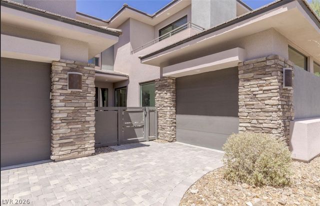 47 Pristine Glen Street, Las Vegas, NV 89135