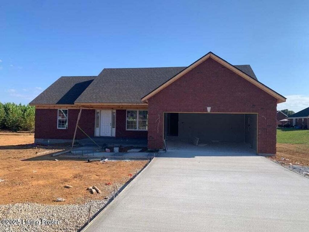 76 Cormans Crossing Blvd, Coxs Creek, KY 40013