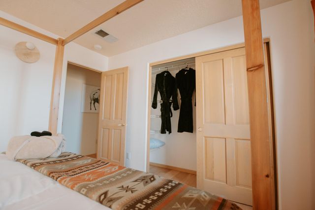 226 San Andres Road, Corrales, NM 87048