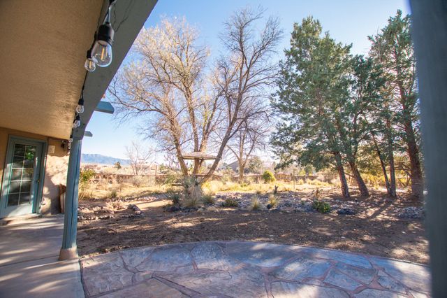 226 San Andres Road, Corrales, NM 87048