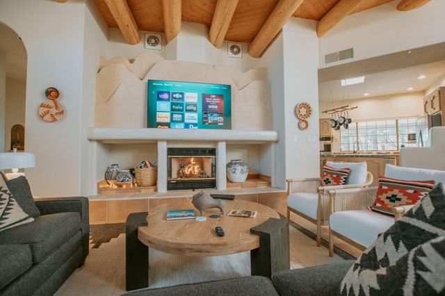 226 San Andres Road, Corrales, NM 87048